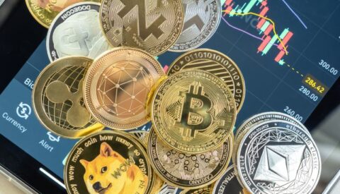 ارزهای پیشتاز کریپتو در سال ۲۰۲۵: بلاک‌ داگ، میم‌ کوین‌ ها و آینده بازار دیجیتال