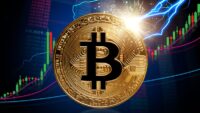 احتمال سقوط بیت کوین به زیر ۱۰۰ هزار دلار؛ نشانه‌ های صعودی RSI هنوز کافی نیستند