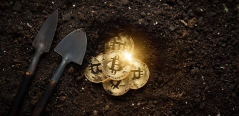 افت قیمت بیت کوین و تأثیر آن بر سقوط سهام شرکت‌ های ماینینگ در بازار جهانی
