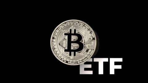 سیگنال منفی ETF های بیت کوین؛ خروج ۴۹۷ میلیون دلار سرمایه همزمان با نوسان قیمت